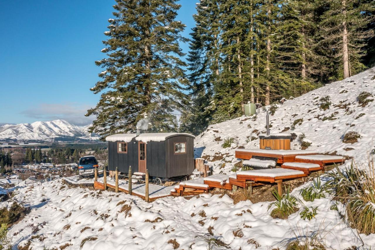 The Shepherds Hut - Boutique Retreat. Ханмер Спрингс Екстериор снимка