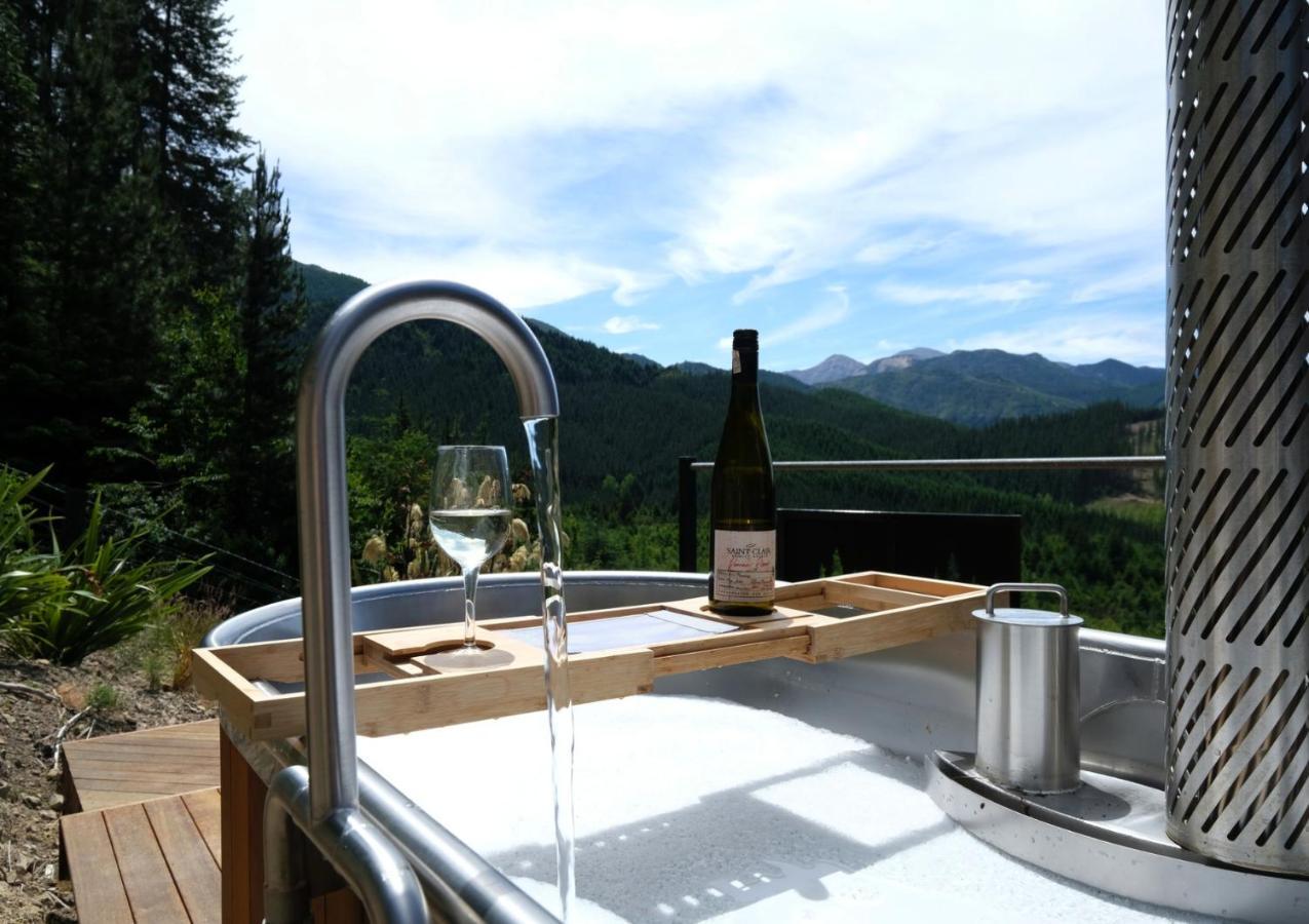 The Shepherds Hut - Boutique Retreat. Ханмер Спрингс Екстериор снимка